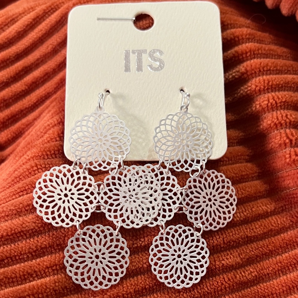 3/$18 ITS Intricate Silver Floral Earrings Lot 155